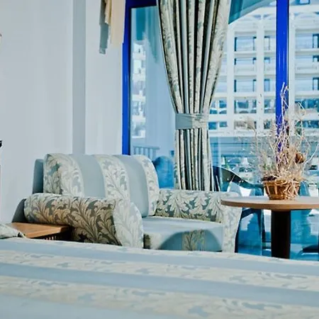 Hotell Chaika Metropol