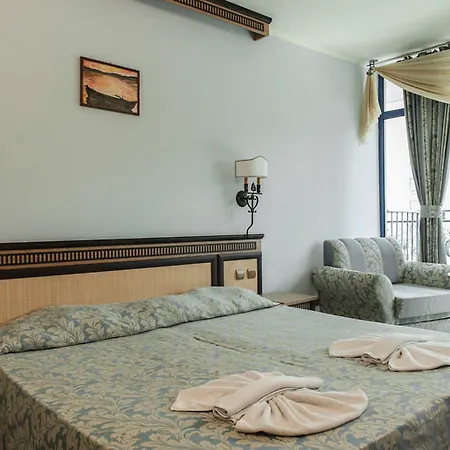 Hotell Chaika Metropol 4*